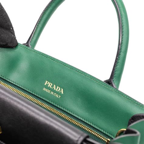 prada bibliotheque saffiano city green black